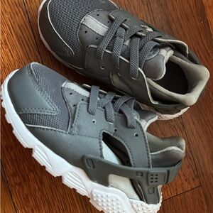 Nike Kids Gray and White Sneakers